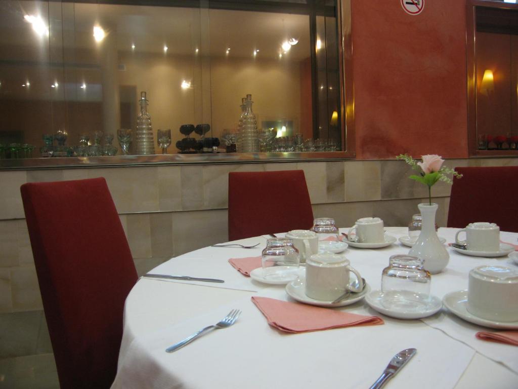 Hotel Rambla Figueres Ngoại thất bức ảnh