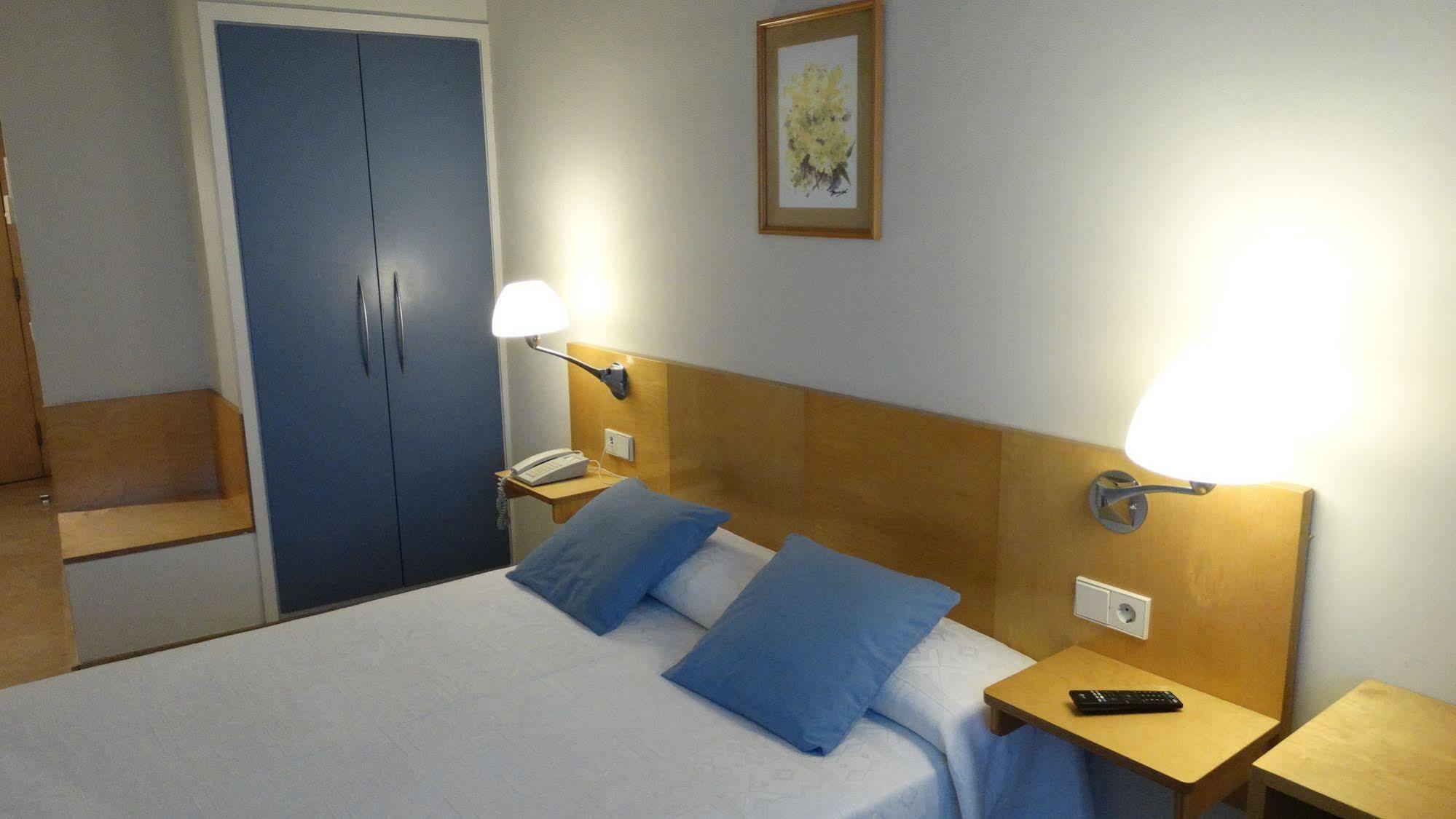 Hotel Rambla Figueres Ngoại thất bức ảnh
